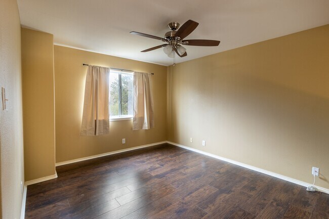 Building Photo - 11543 Wood Hbr