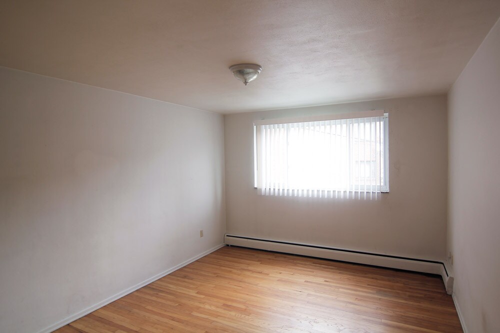 Building Photo - 600 Allenby Ave