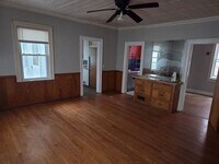 Building Photo - 811 N Townsend St