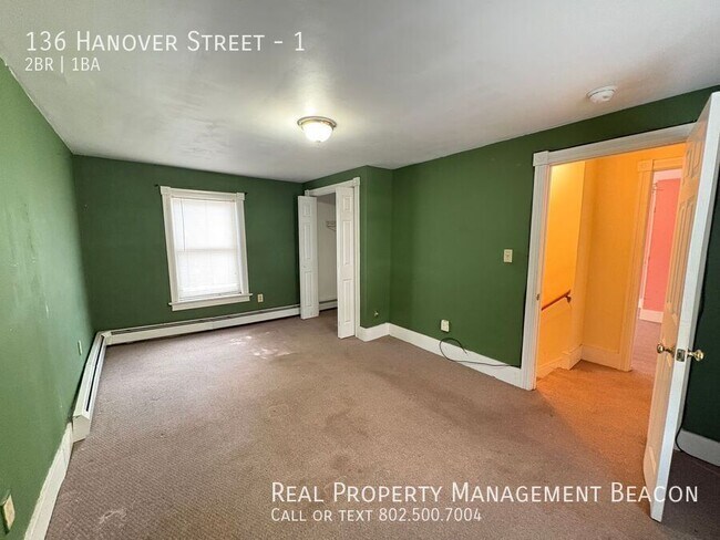 Building Photo - 136 Hanover St
