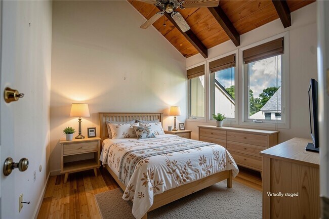 Building Photo - 50 Pines Dr