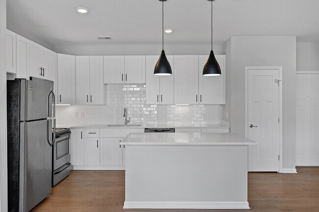 Floorplan - Monmouth Row Apartments