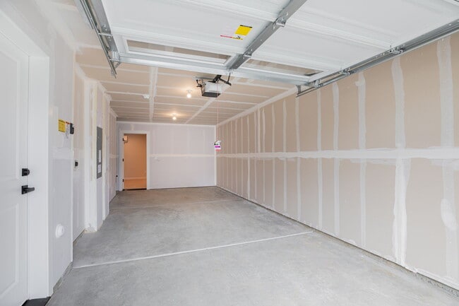 Building Photo - 14707 87th Ave SE