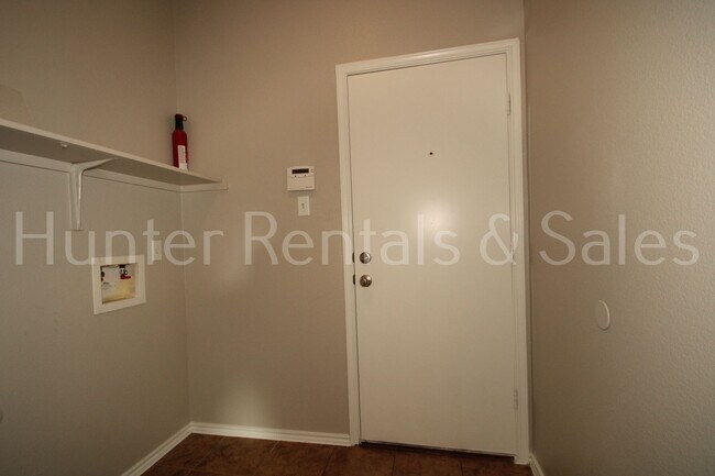 Building Photo - Beautiful Home in Sought-After Harker Heig...