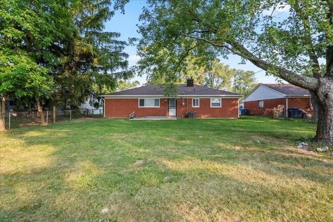 Building Photo - 8203 Penway St
