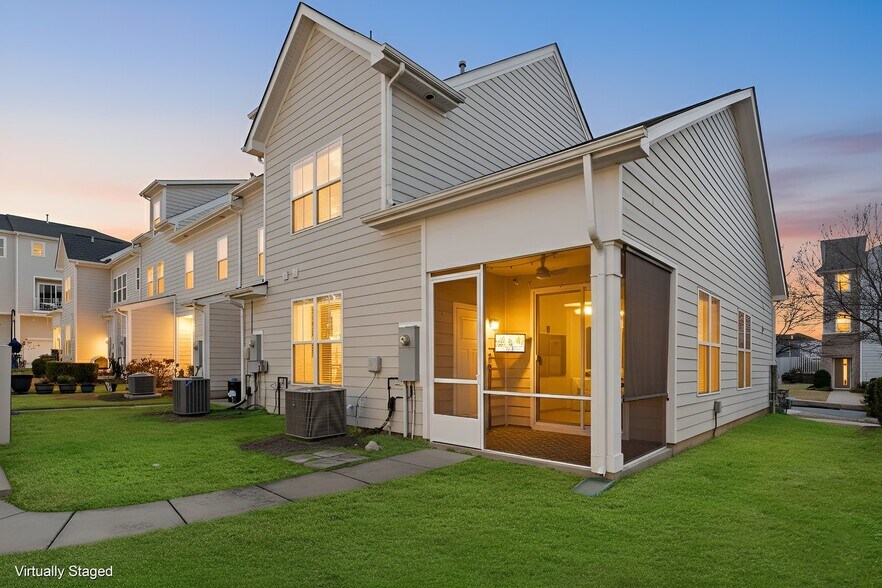 Building Photo - 1616 Pat Garrett St