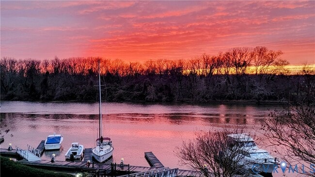 Building Photo - 4820 Old Main St