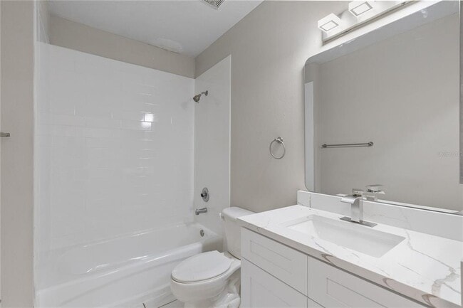 Building Photo - 522 Villa Del Sol Cir