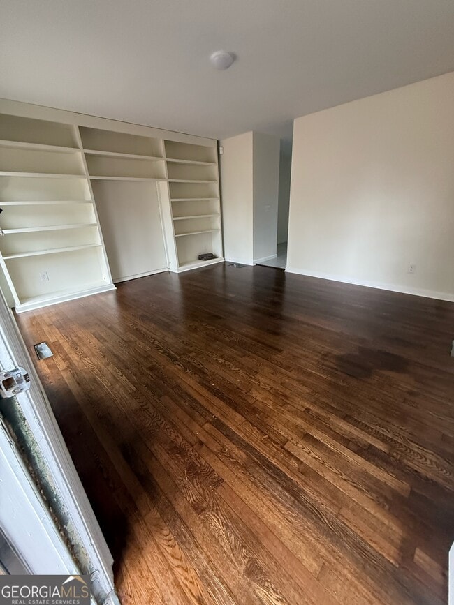 Building Photo - 1732 Slate Rd