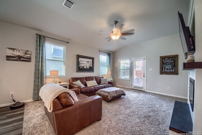 Building Photo - 13211 Antelope Run