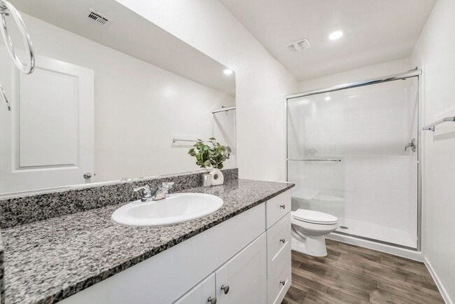 Building Photo - Luxury Living at a breathtaking property nestled in the vibrant city of Las Vegas!