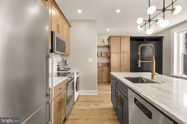 Building Photo - 1634 S Street NW Unit 5