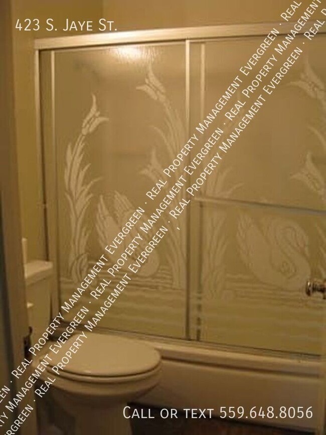 Building Photo - 423 S Jaye St