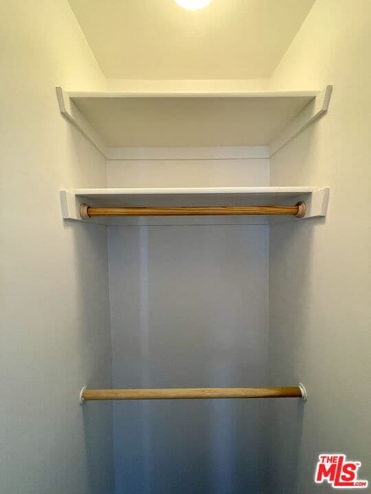 Building Photo - 5017 Edgewood Pl