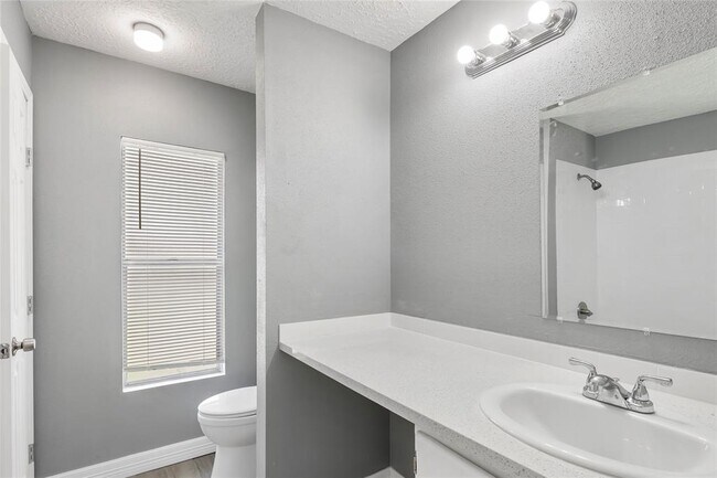 Building Photo - 1843 Ripple Creek Dr