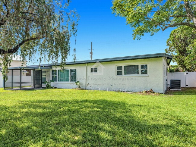 Building Photo - 2705 Gulfstream Rd
