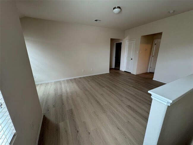 Building Photo - 1108 Jackson Ln