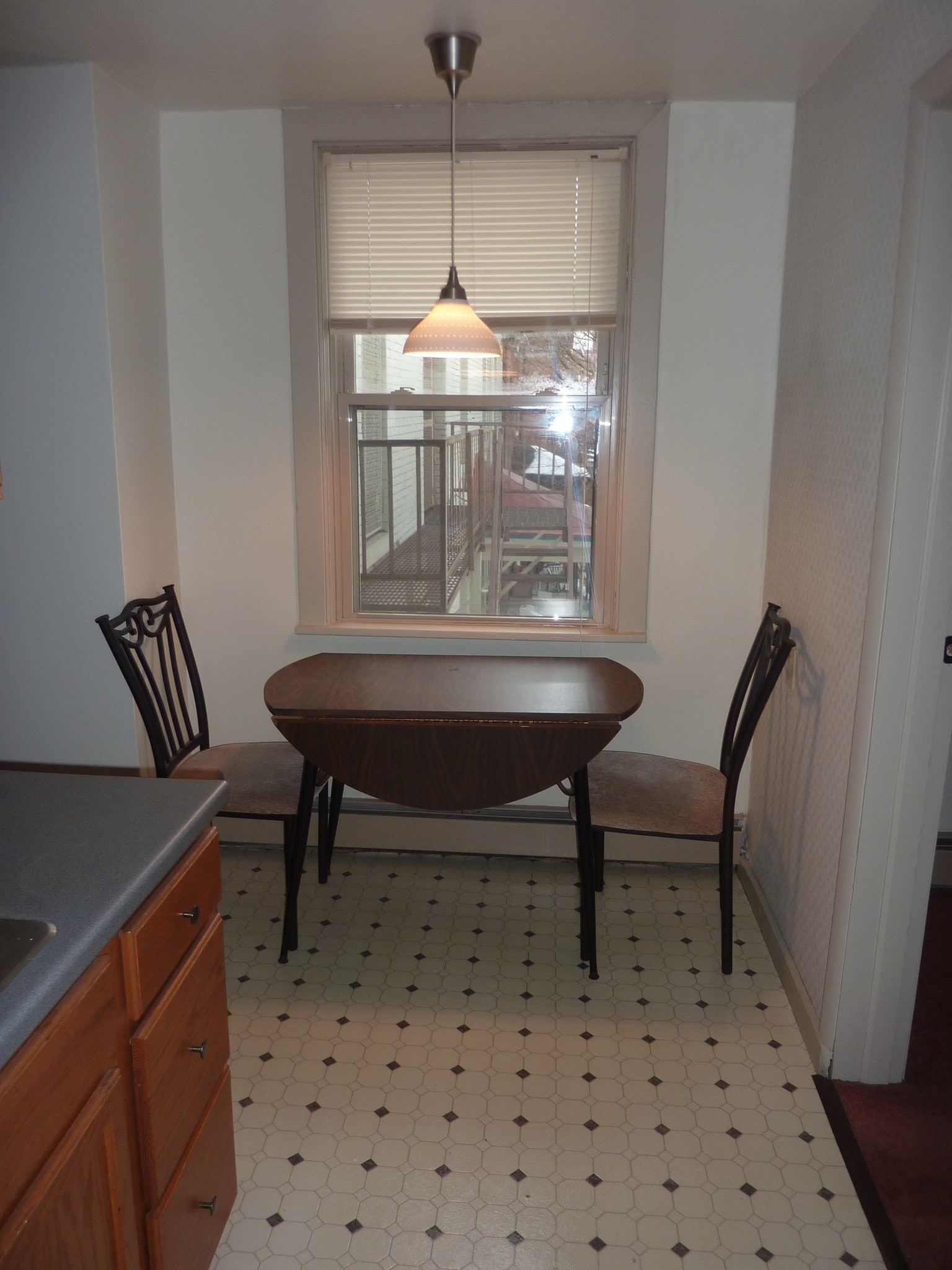 Building Photo - 749 S Millvale Ave