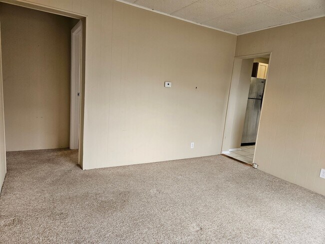 Building Photo - 3414 W 23rd Ave