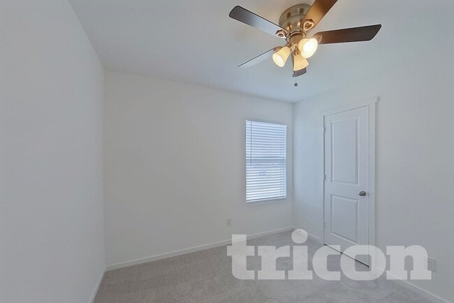 Building Photo - 1637 Baugh St