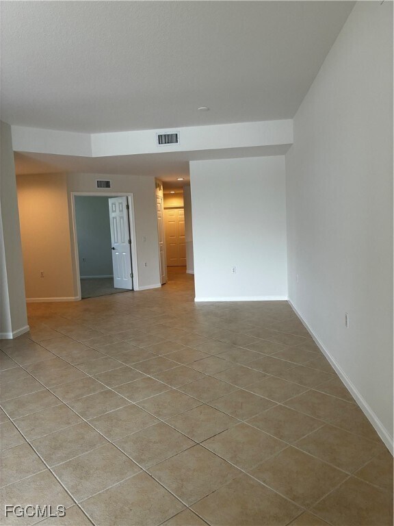 Building Photo - 16570 Crownsbury Way