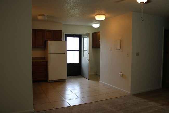 Building Photo - 1604 N 4th St