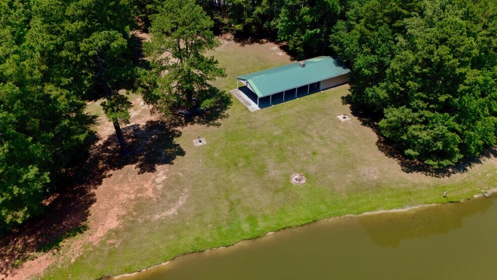 Building Photo - 4512 Emmit Dr