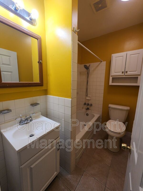 Building Photo - 1554 N Frazier St