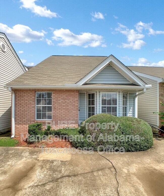 Primary Photo - 1368 Southern Gardens Dr
