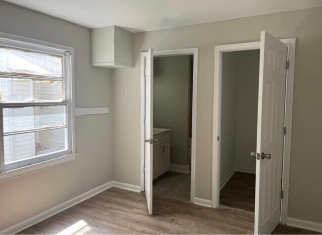 Building Photo - 222 Telfair St