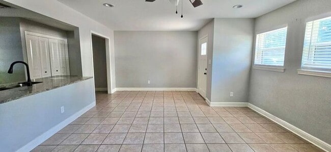 Building Photo - Coming Soon! 2 Bedroom 1 Bath in Gilmer!