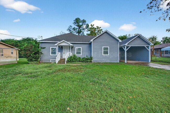 Primary Photo - 103 W South St