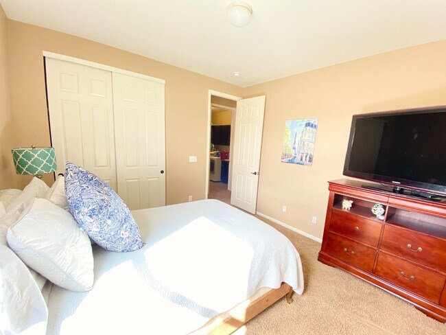 Building Photo - 6106 Wolf Village Dr