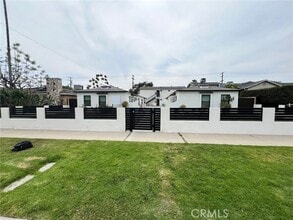 Building Photo - 2423 N Lincoln St