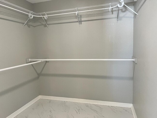 Building Photo - 4220 49th Ave S