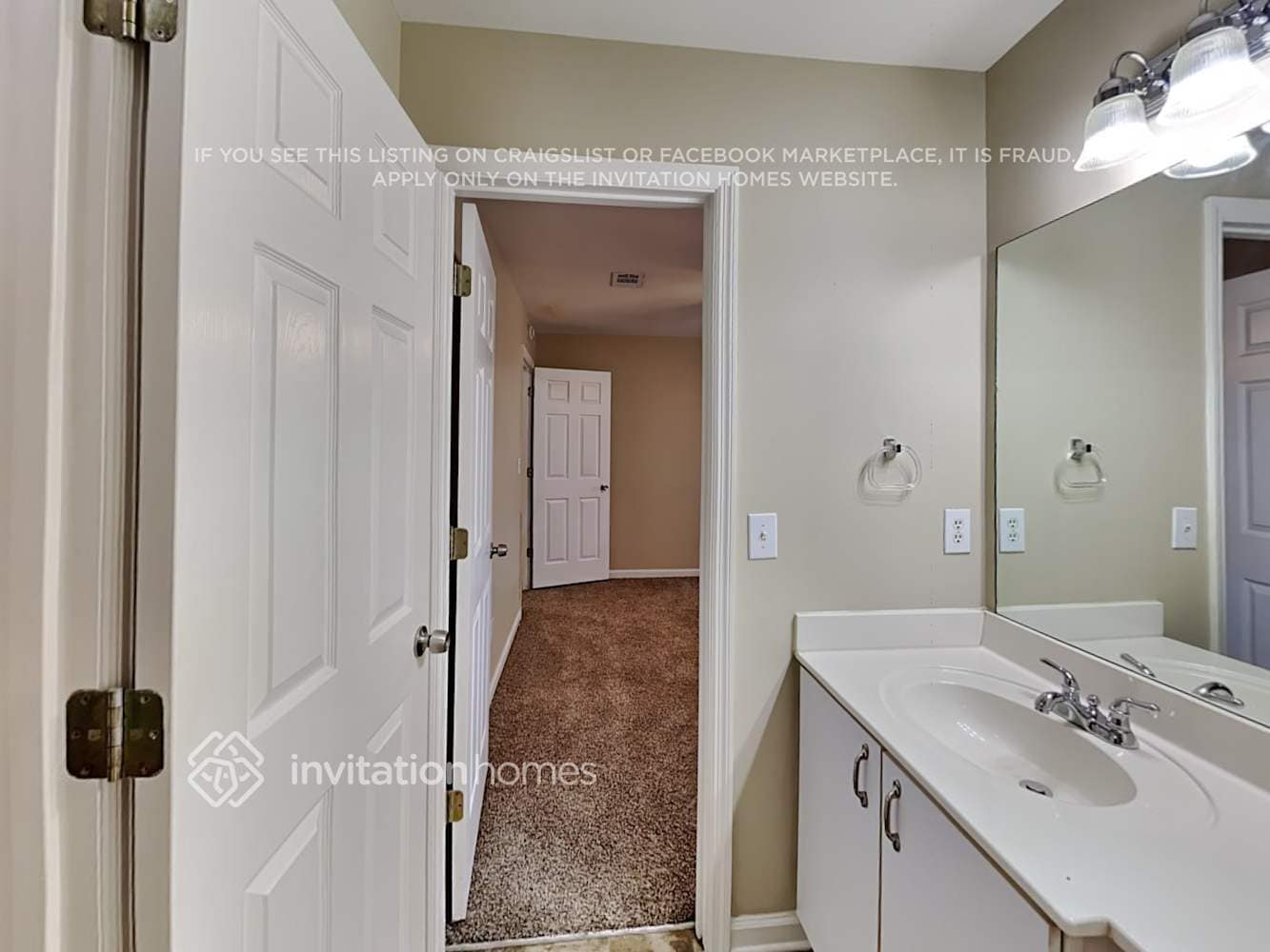 Building Photo - 915 Laurel Crest Dr