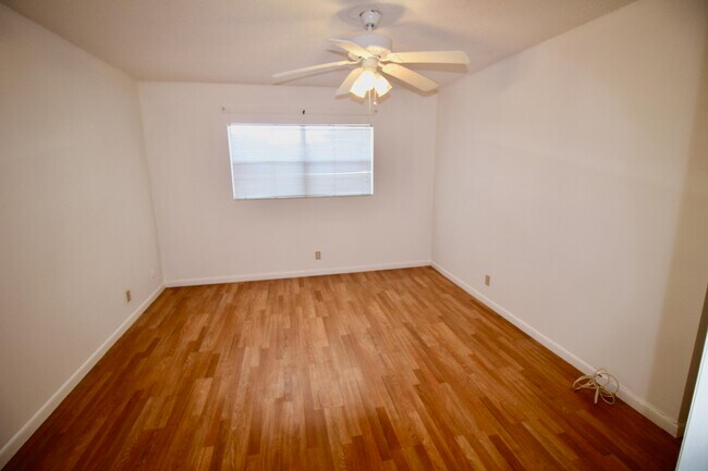 Building Photo - 8405 NW 61st St