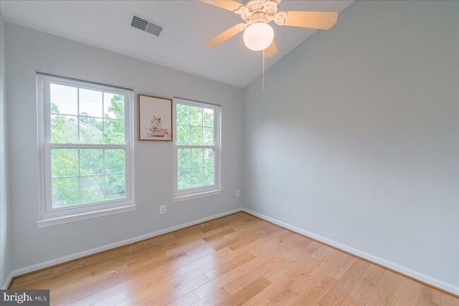 Building Photo - 11425 Abner Ave