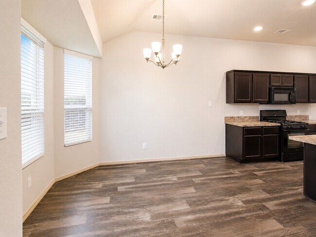 Building Photo - 20419 Newcastle Ridge Ln