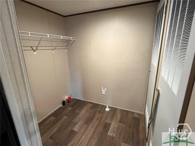 Building Photo - 51 Miles Park Rd