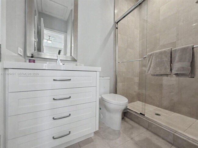 Building Photo - 13689 Deering Bay Dr