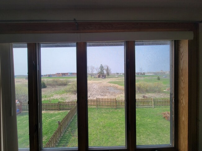 Building Photo - 3325 Cumming Ave