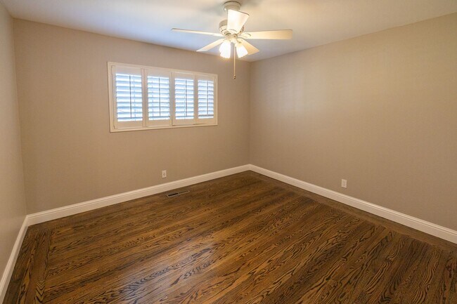 Building Photo - Amazing 4 bedroom home in one of Castro Valley's most desirable neighborhoods.  Owned solar!