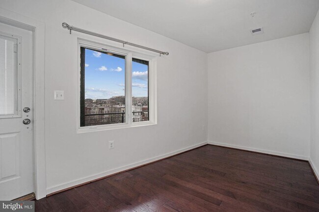 Building Photo - 1705 North Capitol St NE