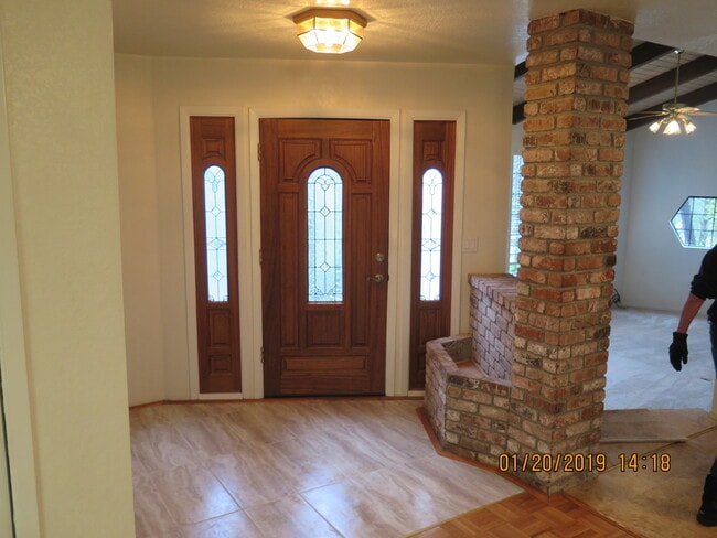 Building Photo - 17653 Chaparral Dr