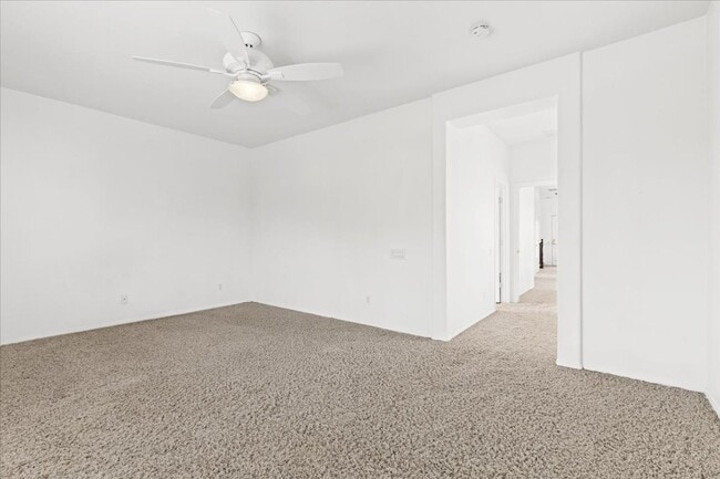 Building Photo - Coming Soon: 3 Bd, 3 Bth, Entertainer's Ki...