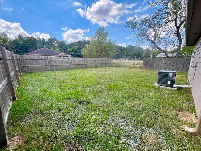 Building Photo - 8575 TX-105