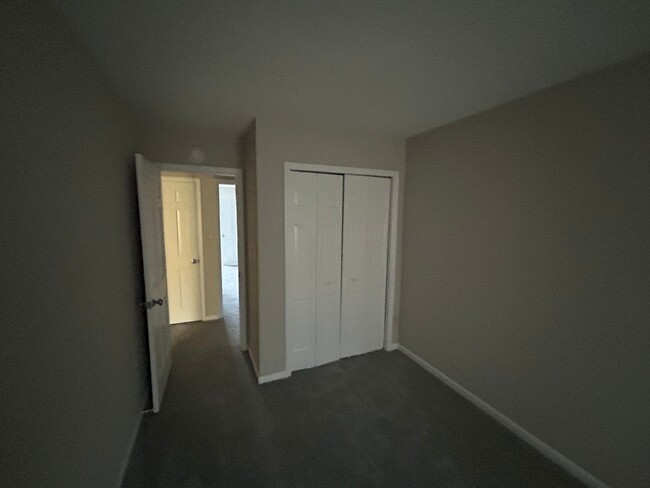 Building Photo - 3 Bedroom Townhouse in Wildwood Trace - Vo...