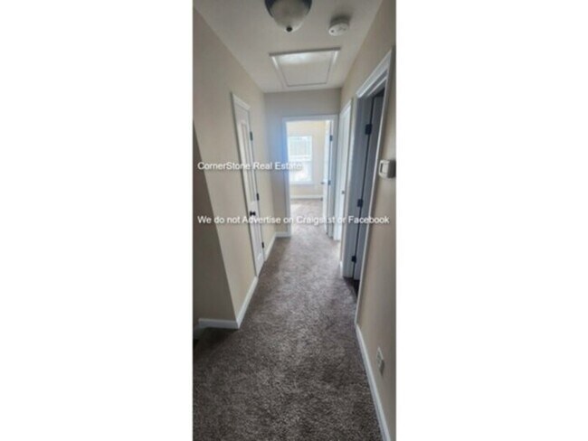 Building Photo - 167 Angel Oak Dr