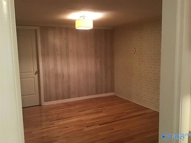 Building Photo - 9179 Segers Rd